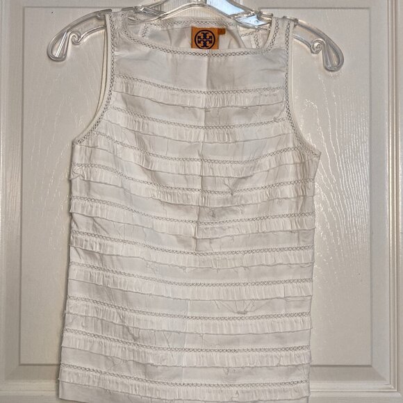 Tory Burch Tops - Tory Burch White Boatneck Crochet Sleeveless Blouse sze 2